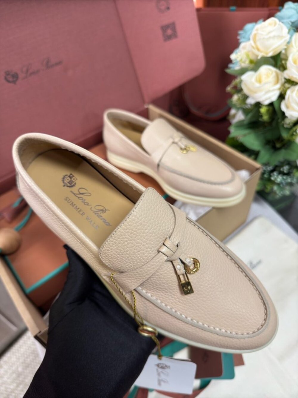 Summer Walk Beige Pebbled Leather Tassel Loafers - Picture 4 of 5